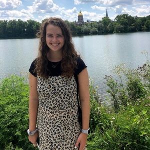 Meet your Posher, Olivia